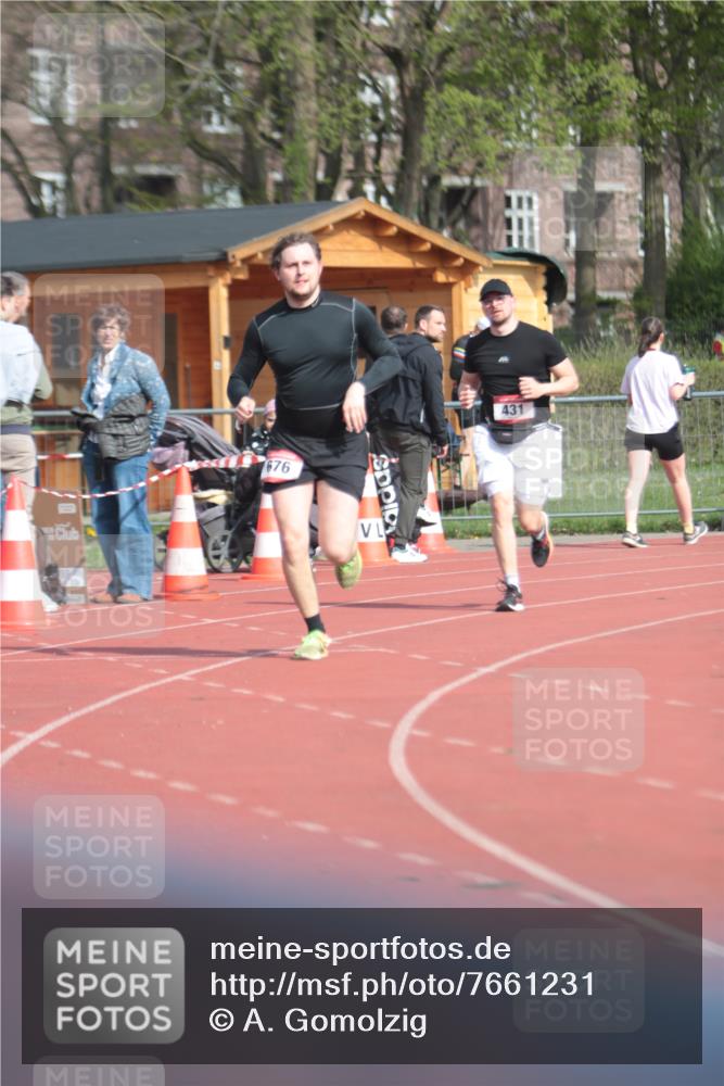 13.04.2025 - Hammer Lauf A. Gomolzig http://msf.ph/oto/7661231 13.04.2025 10:46:06 Ziel 431, 676 meine-sportfotos.de