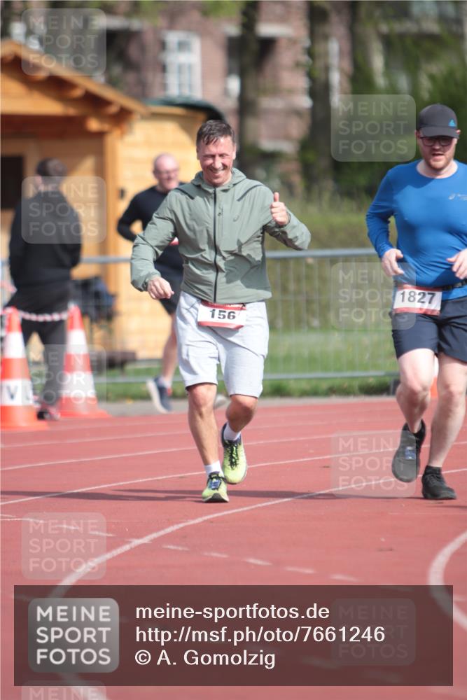 13.04.2025 - Hammer Lauf A. Gomolzig http://msf.ph/oto/7661246 13.04.2025 10:46:22 Ziel 156, 853, 1827 meine-sportfotos.de