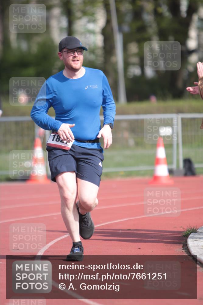 13.04.2025 - Hammer Lauf A. Gomolzig http://msf.ph/oto/7661251 13.04.2025 10:46:24 Ziel 156, 853, 1827 meine-sportfotos.de