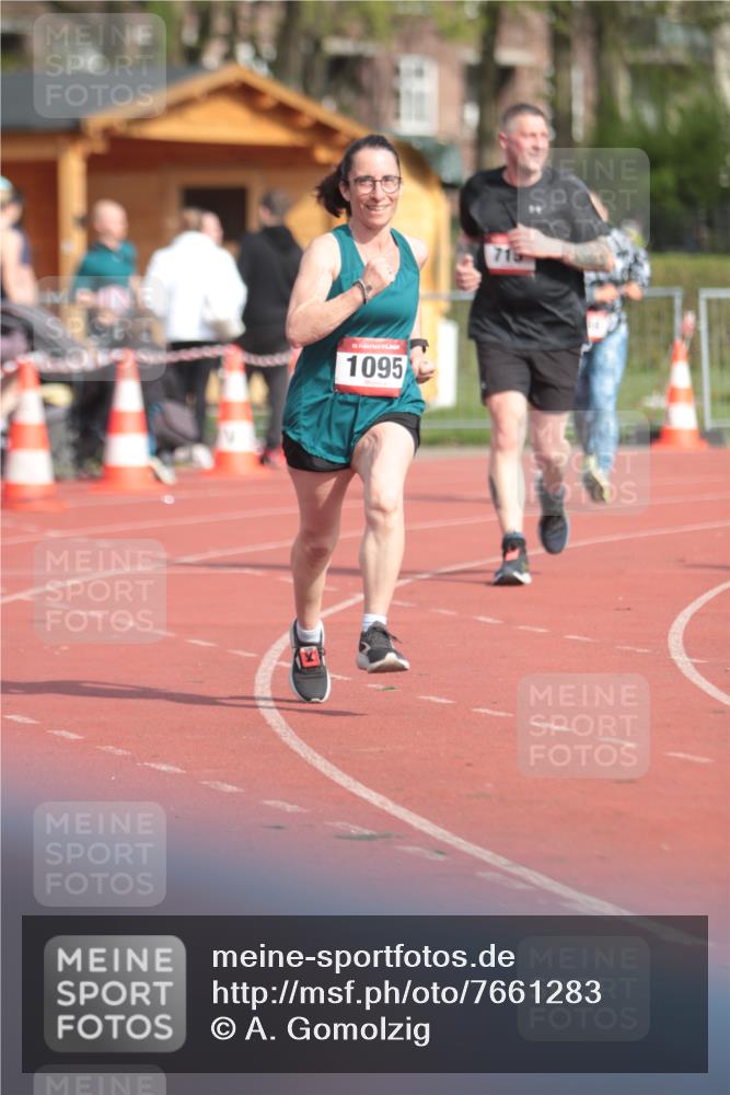 13.04.2025 - Hammer Lauf A. Gomolzig http://msf.ph/oto/7661283 13.04.2025 10:46:37 Ziel 568, 715, 1095, 1223, 1224 meine-sportfotos.de