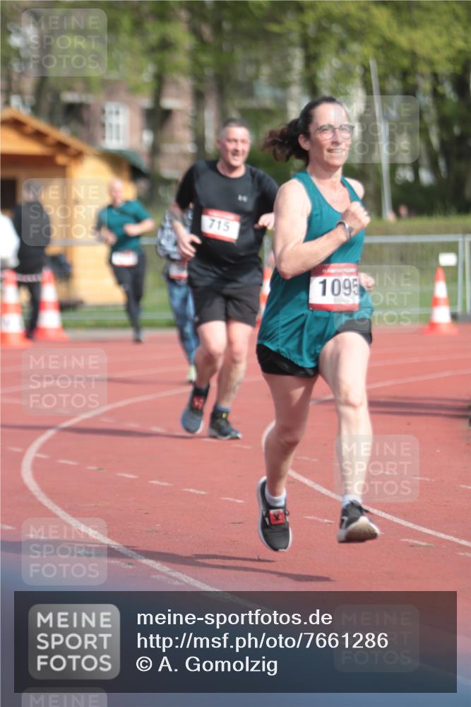 13.04.2025 - Hammer Lauf A. Gomolzig http://msf.ph/oto/7661286 13.04.2025 10:46:38 Ziel 568, 715, 1095, 1223, 1224 meine-sportfotos.de