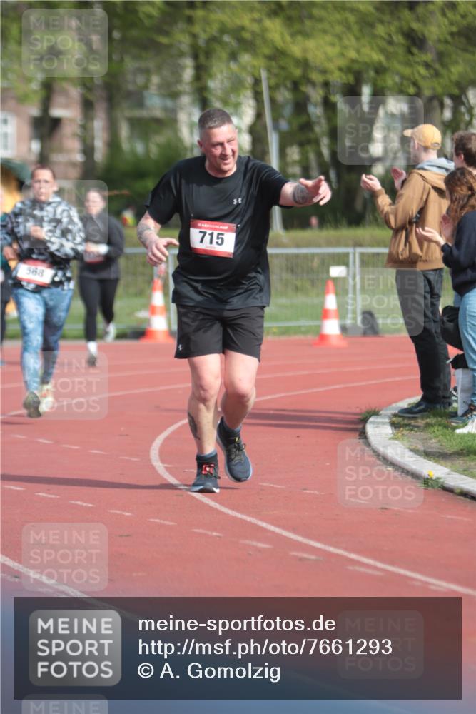 13.04.2025 - Hammer Lauf A. Gomolzig http://msf.ph/oto/7661293 13.04.2025 10:46:40 Ziel 568, 715, 1223, 1224 meine-sportfotos.de