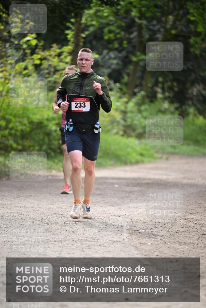 13.04.2025 - Hammer Lauf Dr. Thomas Lammeyer http://msf.ph/oto/7661313 13.04.2025 11:26:21 Laufen 15, 233, 173 meine-sportfotos.de