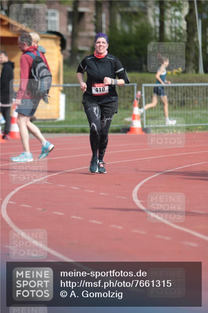 13.04.2025 - Hammer Lauf A. Gomolzig http://msf.ph/oto/7661315 13.04.2025 10:46:50 Ziel 123, 410 meine-sportfotos.de
