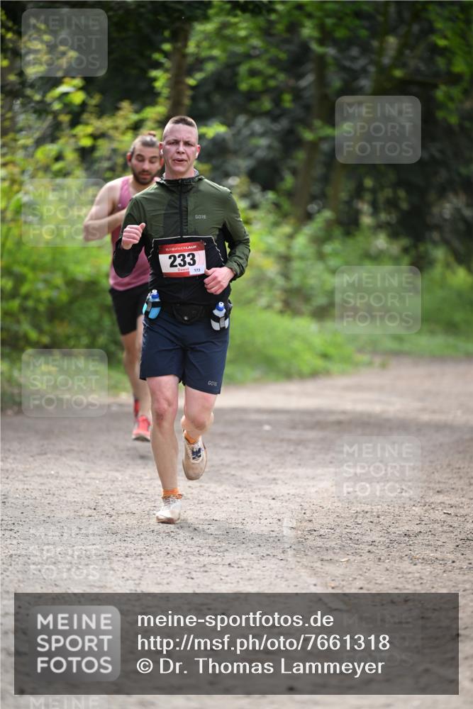13.04.2025 - Hammer Lauf Dr. Thomas Lammeyer http://msf.ph/oto/7661318 13.04.2025 11:26:21 Laufen 15, 233, 173 meine-sportfotos.de