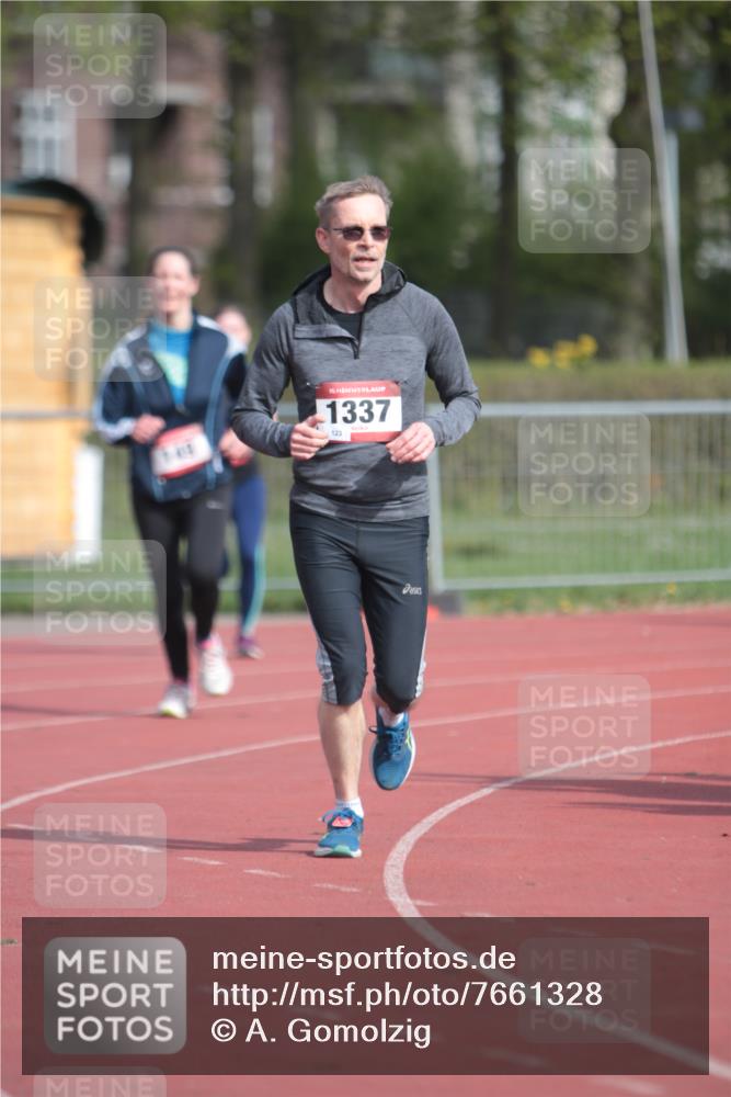 13.04.2025 - Hammer Lauf A. Gomolzig http://msf.ph/oto/7661328 13.04.2025 10:47:02 Ziel 149, 539, 1337, 1992, 1993 meine-sportfotos.de