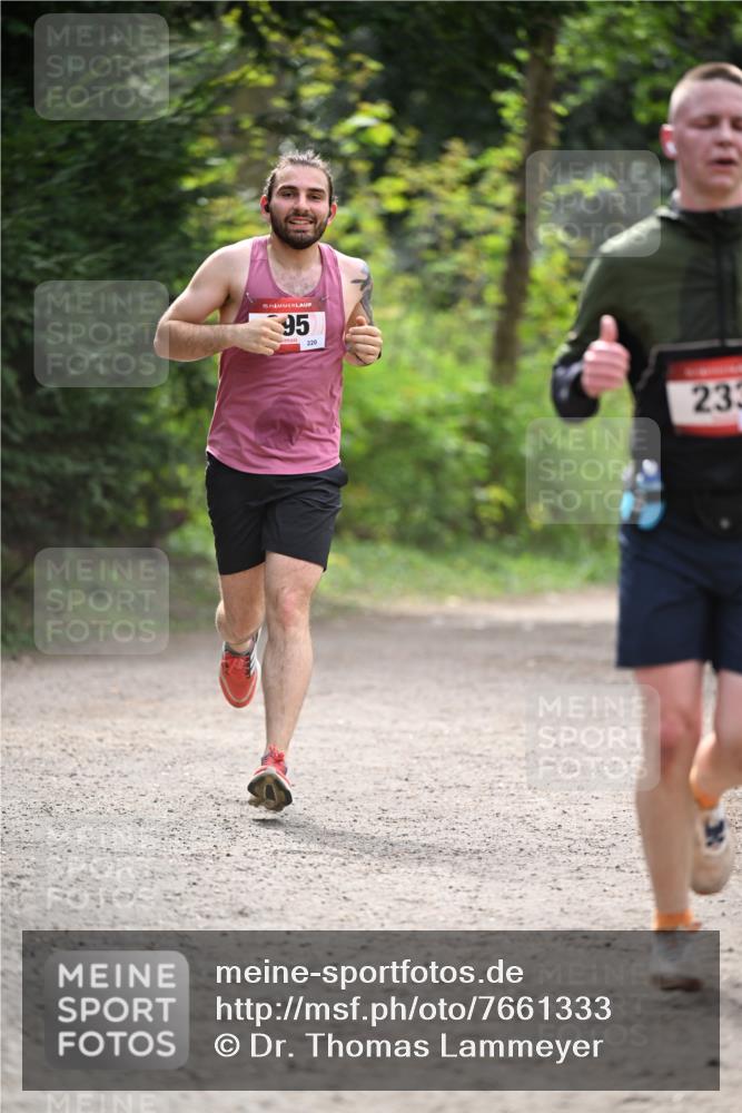 13.04.2025 - Hammer Lauf Dr. Thomas Lammeyer http://msf.ph/oto/7661333 13.04.2025 11:26:23 Laufen 15, 95, 220, 233 meine-sportfotos.de