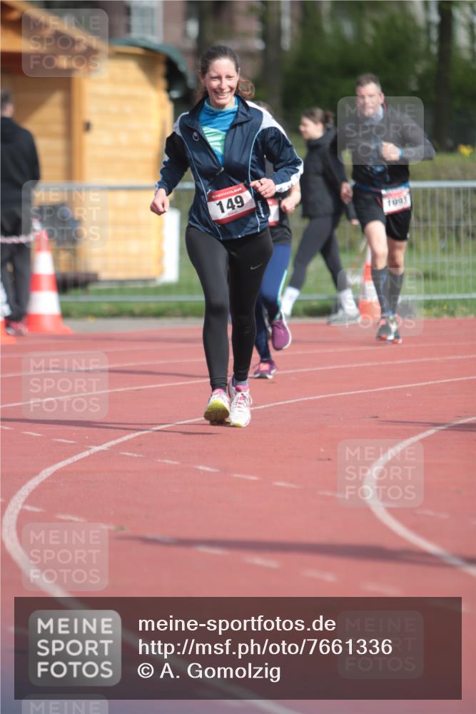 13.04.2025 - Hammer Lauf A. Gomolzig http://msf.ph/oto/7661336 13.04.2025 10:47:04 Ziel 149, 539, 1337, 1992, 1993 meine-sportfotos.de