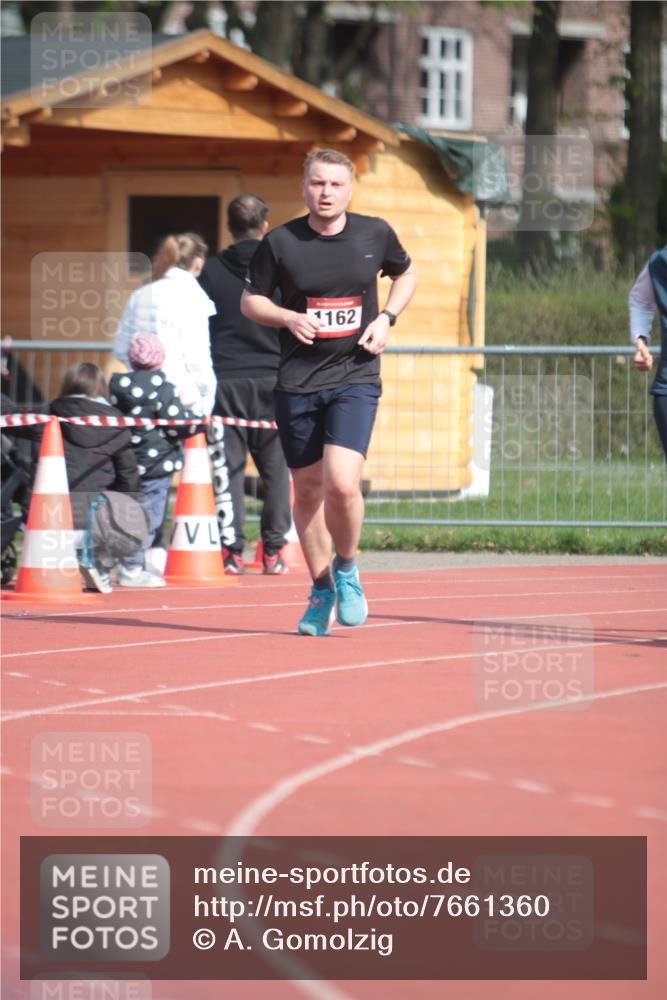 13.04.2025 - Hammer Lauf A. Gomolzig http://msf.ph/oto/7661360 13.04.2025 10:47:18 Ziel 560, 1076, 1162 meine-sportfotos.de