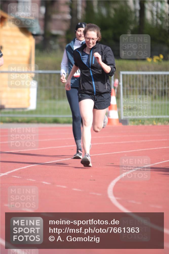 13.04.2025 - Hammer Lauf A. Gomolzig http://msf.ph/oto/7661363 13.04.2025 10:47:20 Ziel 560, 1076, 1162 meine-sportfotos.de