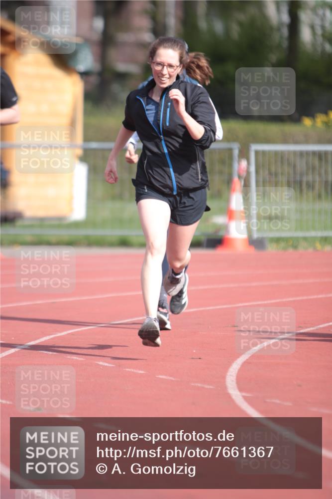 13.04.2025 - Hammer Lauf A. Gomolzig http://msf.ph/oto/7661367 13.04.2025 10:47:20 Ziel 560, 1076, 1162 meine-sportfotos.de