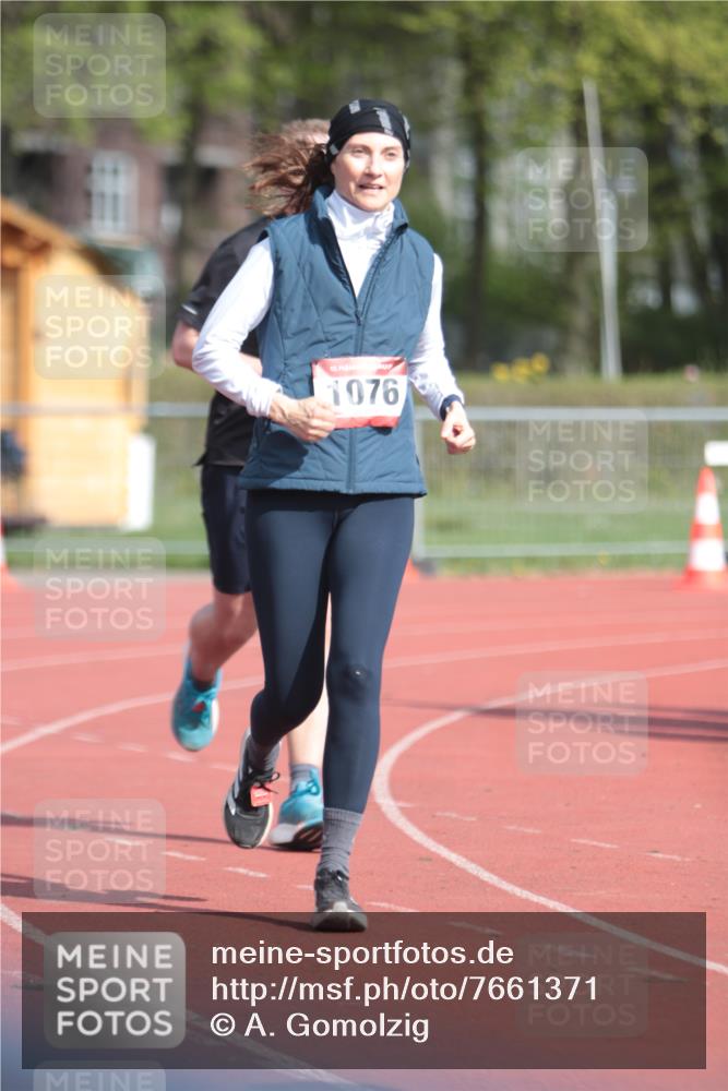 13.04.2025 - Hammer Lauf A. Gomolzig http://msf.ph/oto/7661371 13.04.2025 10:47:23 Ziel 1076, 1162 meine-sportfotos.de