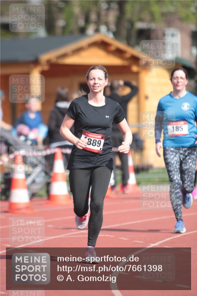 13.04.2025 - Hammer Lauf A. Gomolzig http://msf.ph/oto/7661398 13.04.2025 10:48:10 Ziel 185, 259, 896, 946, 1889 meine-sportfotos.de