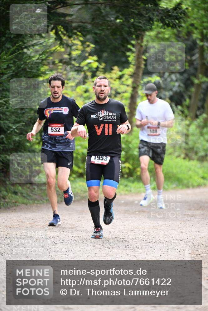 13.04.2025 - Hammer Lauf Dr. Thomas Lammeyer http://msf.ph/oto/7661422 13.04.2025 11:26:46 Laufen 532, 7953, 244 meine-sportfotos.de