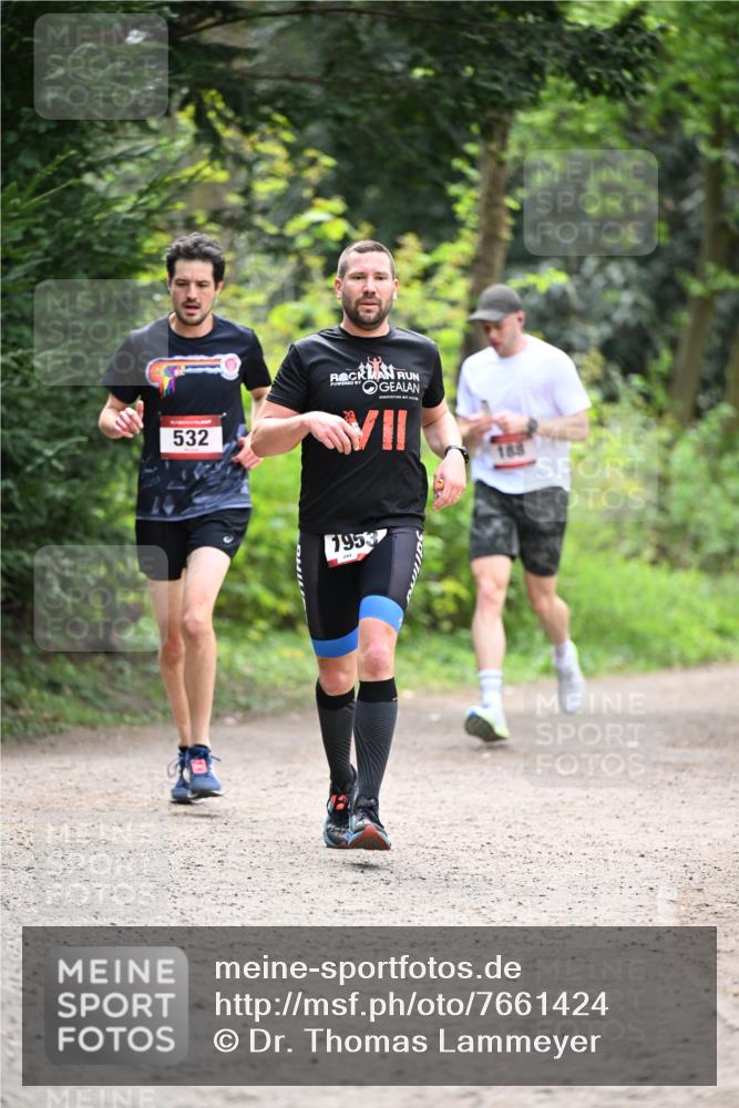 13.04.2025 - Hammer Lauf Dr. Thomas Lammeyer http://msf.ph/oto/7661424 13.04.2025 11:26:46 Laufen 532, 1953, 244 meine-sportfotos.de
