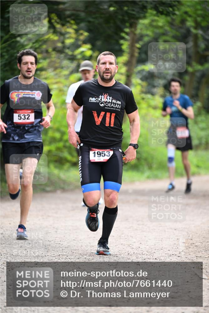 13.04.2025 - Hammer Lauf Dr. Thomas Lammeyer http://msf.ph/oto/7661440 13.04.2025 11:26:47 Laufen 532, 1953, 2441 meine-sportfotos.de
