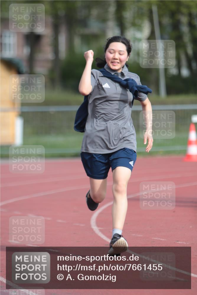 13.04.2025 - Hammer Lauf A. Gomolzig http://msf.ph/oto/7661455 13.04.2025 10:48:31 Ziel 1932 meine-sportfotos.de