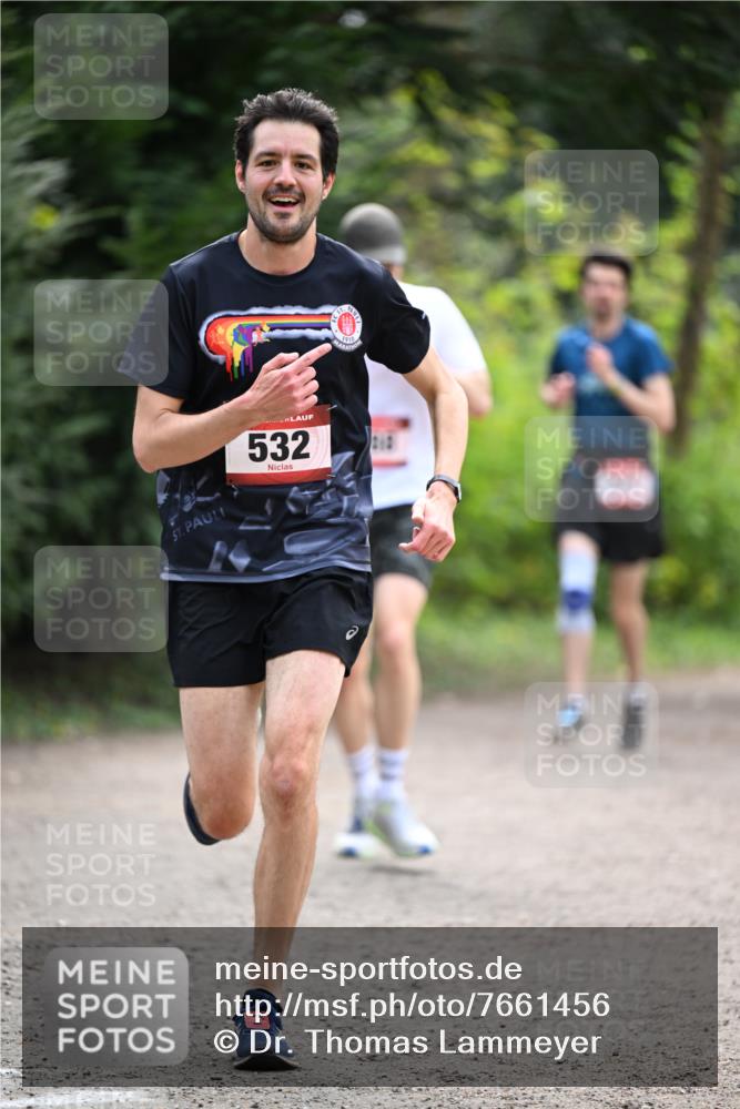 13.04.2025 - Hammer Lauf Dr. Thomas Lammeyer http://msf.ph/oto/7661456 13.04.2025 11:26:48 Laufen 532, 910 meine-sportfotos.de