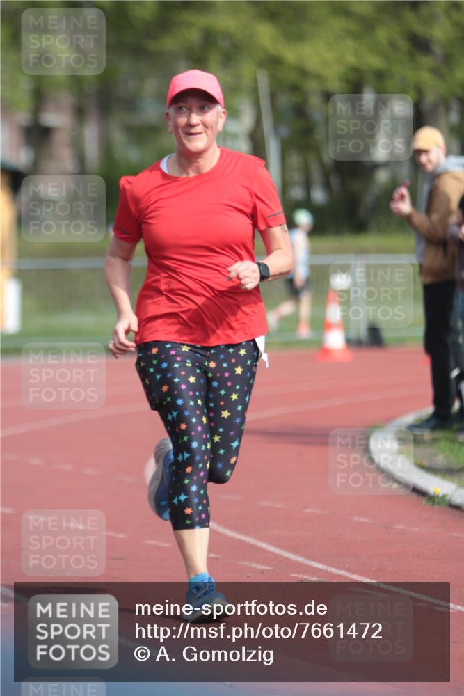 13.04.2025 - Hammer Lauf A. Gomolzig http://msf.ph/oto/7661472 13.04.2025 10:48:47 Ziel 348 meine-sportfotos.de