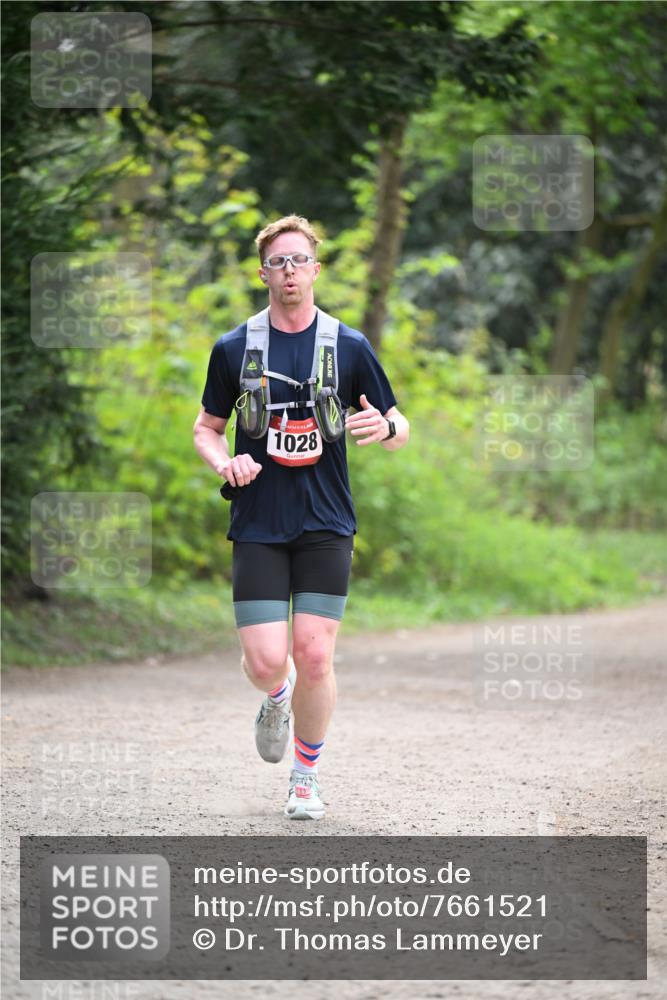 13.04.2025 - Hammer Lauf Dr. Thomas Lammeyer http://msf.ph/oto/7661521 13.04.2025 11:26:58 Laufen 1028 meine-sportfotos.de