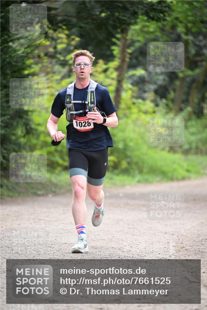 13.04.2025 - Hammer Lauf Dr. Thomas Lammeyer http://msf.ph/oto/7661525 13.04.2025 11:26:58 Laufen 1028 meine-sportfotos.de