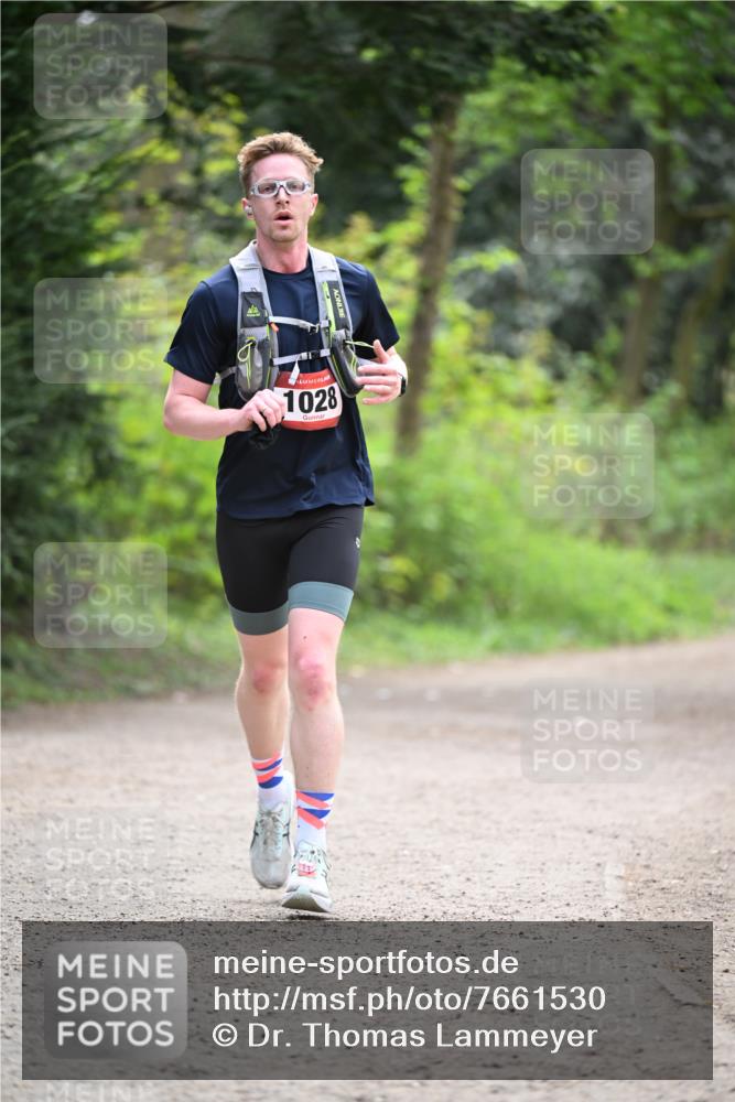 13.04.2025 - Hammer Lauf Dr. Thomas Lammeyer http://msf.ph/oto/7661530 13.04.2025 11:26:58 Laufen 1028 meine-sportfotos.de