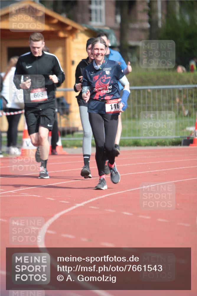 13.04.2025 - Hammer Lauf A. Gomolzig http://msf.ph/oto/7661543 13.04.2025 10:49:53 Ziel 116, 664, 665 meine-sportfotos.de
