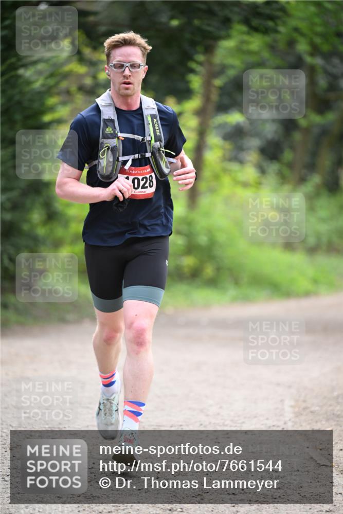 13.04.2025 - Hammer Lauf Dr. Thomas Lammeyer http://msf.ph/oto/7661544 13.04.2025 11:26:59 Laufen 15, 028 meine-sportfotos.de
