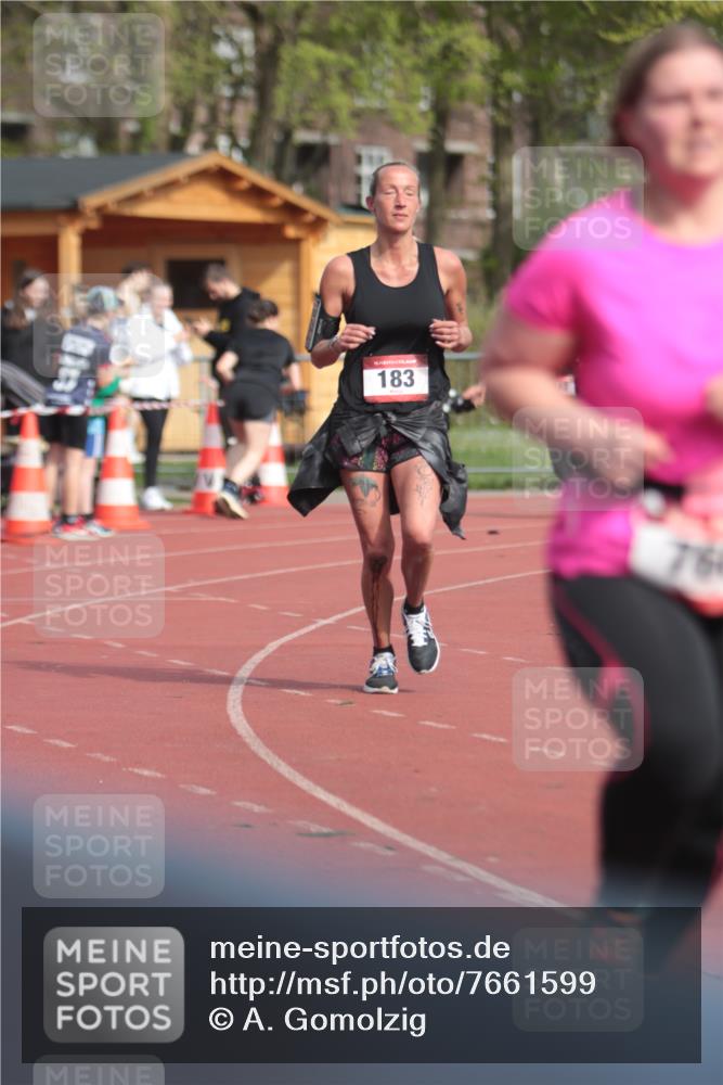 13.04.2025 - Hammer Lauf A. Gomolzig http://msf.ph/oto/7661599 13.04.2025 10:50:14 Ziel 183, 760, 1933, 1936 meine-sportfotos.de