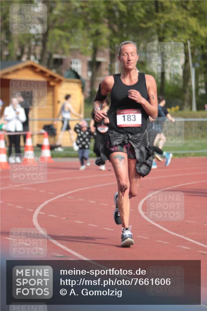 13.04.2025 - Hammer Lauf A. Gomolzig http://msf.ph/oto/7661606 13.04.2025 10:50:16 Ziel 182, 183, 1933, 1936 meine-sportfotos.de