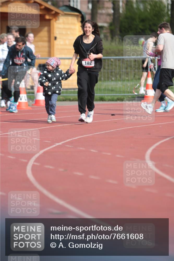 13.04.2025 - Hammer Lauf A. Gomolzig http://msf.ph/oto/7661608 13.04.2025 10:50:17 Ziel 182, 183, 1933, 1936 meine-sportfotos.de