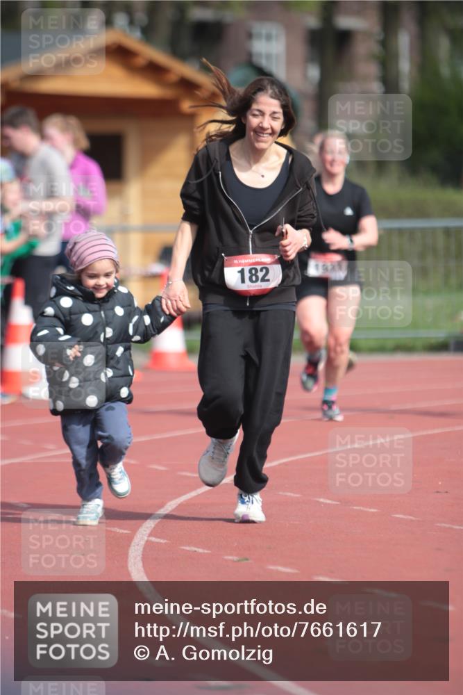 13.04.2025 - Hammer Lauf A. Gomolzig http://msf.ph/oto/7661617 13.04.2025 10:50:21 Ziel 182, 966, 1933, 1936 meine-sportfotos.de