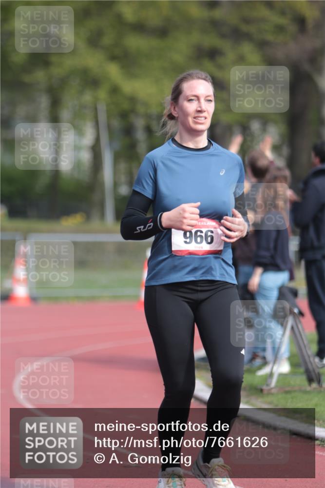 13.04.2025 - Hammer Lauf A. Gomolzig http://msf.ph/oto/7661626 13.04.2025 10:50:30 Ziel 561, 966 meine-sportfotos.de