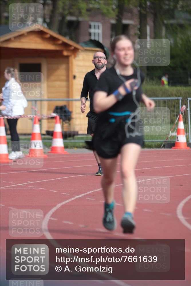 13.04.2025 - Hammer Lauf A. Gomolzig http://msf.ph/oto/7661639 13.04.2025 10:50:37 Ziel 349, 561 meine-sportfotos.de