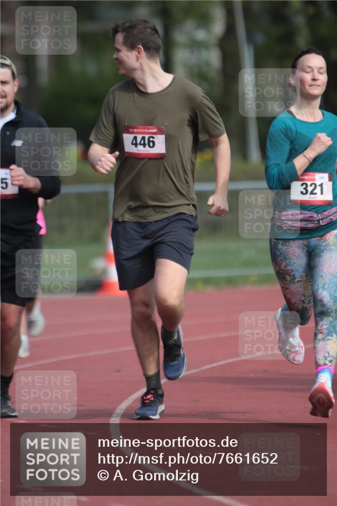 13.04.2025 - Hammer Lauf A. Gomolzig http://msf.ph/oto/7661652 13.04.2025 10:50:49 Ziel 270, 321, 346, 446, 455, 1752 meine-sportfotos.de