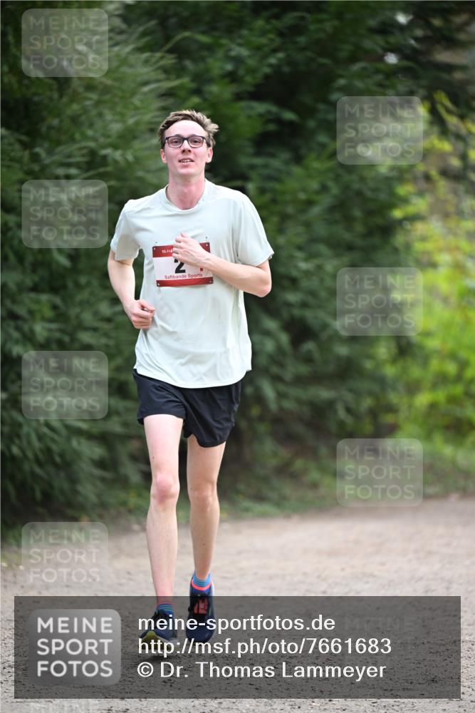 13.04.2025 - Hammer Lauf Dr. Thomas Lammeyer http://msf.ph/oto/7661683 13.04.2025 11:27:20 Laufen 15 meine-sportfotos.de