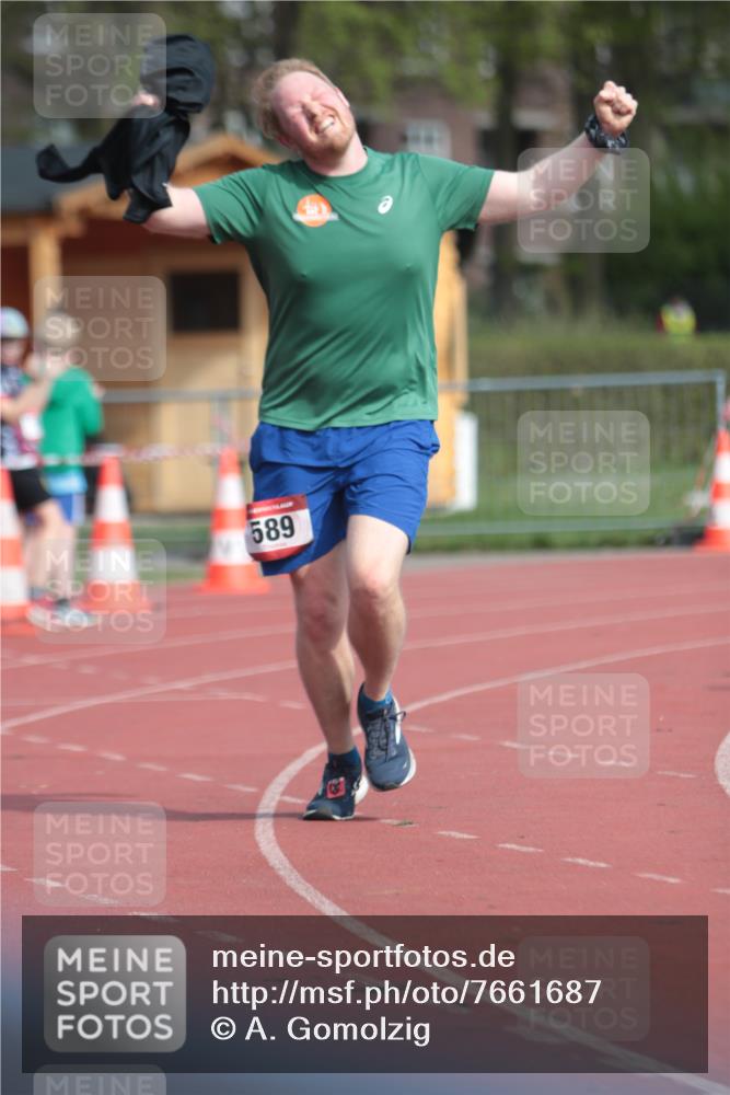 13.04.2025 - Hammer Lauf A. Gomolzig http://msf.ph/oto/7661687 13.04.2025 10:51:02 Ziel 589 meine-sportfotos.de
