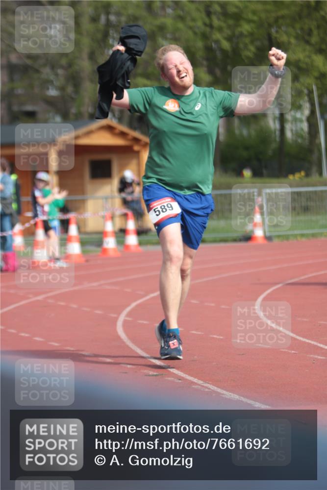 13.04.2025 - Hammer Lauf A. Gomolzig http://msf.ph/oto/7661692 13.04.2025 10:51:03 Ziel 589 meine-sportfotos.de