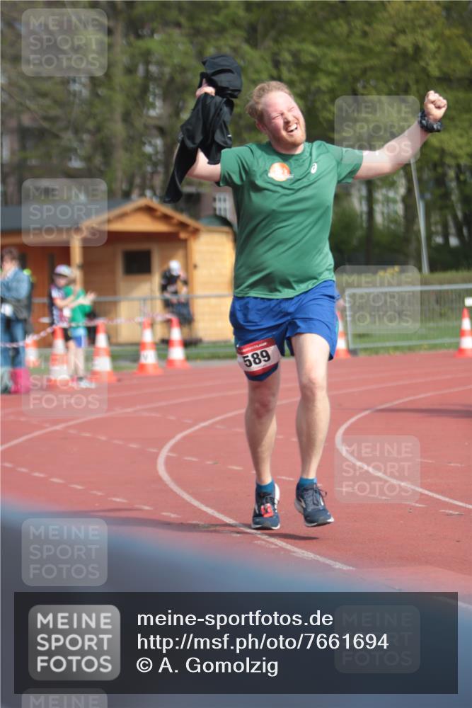 13.04.2025 - Hammer Lauf A. Gomolzig http://msf.ph/oto/7661694 13.04.2025 10:51:04 Ziel  meine-sportfotos.de