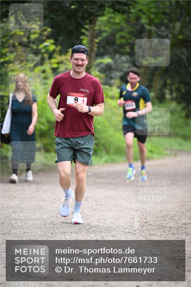 13.04.2025 - Hammer Lauf Dr. Thomas Lammeyer http://msf.ph/oto/7661733 13.04.2025 11:27:26 Laufen 15 meine-sportfotos.de