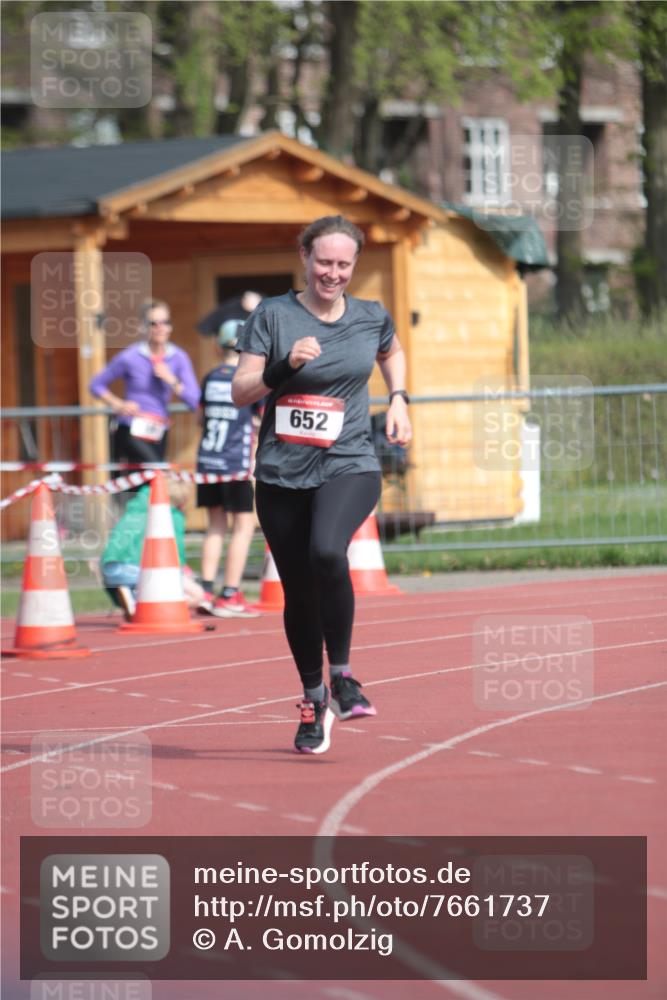 13.04.2025 - Hammer Lauf A. Gomolzig http://msf.ph/oto/7661737 13.04.2025 10:51:36 Ziel 652 meine-sportfotos.de