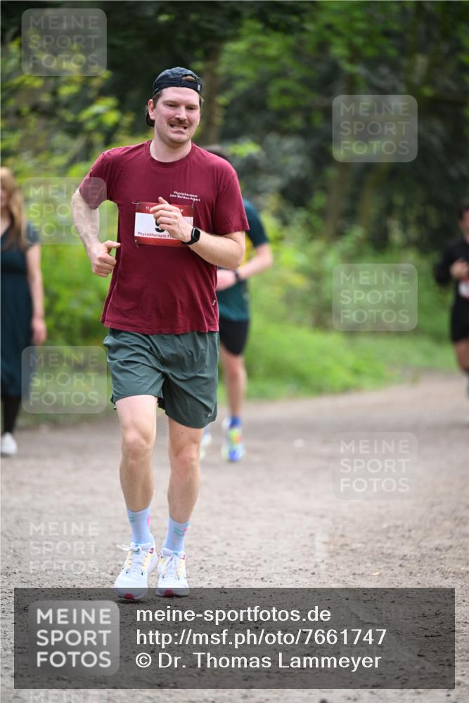 13.04.2025 - Hammer Lauf Dr. Thomas Lammeyer http://msf.ph/oto/7661747 13.04.2025 11:27:27 Laufen  meine-sportfotos.de