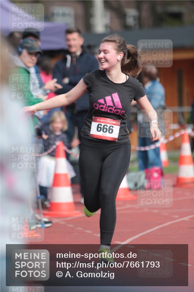 13.04.2025 - Hammer Lauf A. Gomolzig http://msf.ph/oto/7661793 13.04.2025 10:52:04 Ziel 562, 666, 922 meine-sportfotos.de