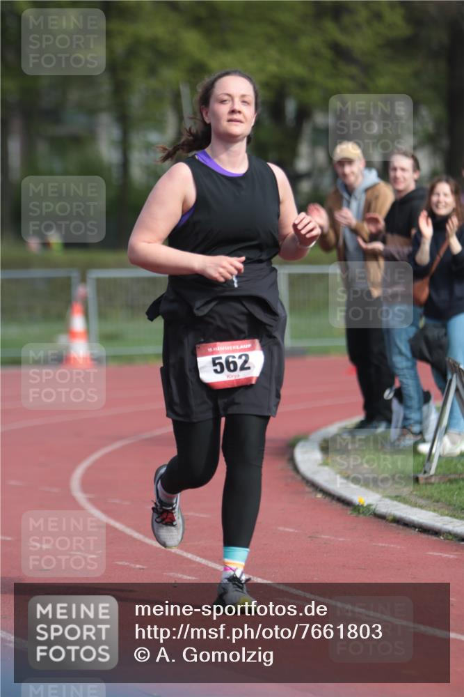 13.04.2025 - Hammer Lauf A. Gomolzig http://msf.ph/oto/7661803 13.04.2025 10:52:08 Ziel 562, 922 meine-sportfotos.de