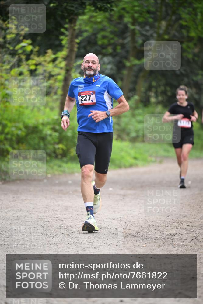 13.04.2025 - Hammer Lauf Dr. Thomas Lammeyer http://msf.ph/oto/7661822 13.04.2025 11:27:36 Laufen 227 meine-sportfotos.de