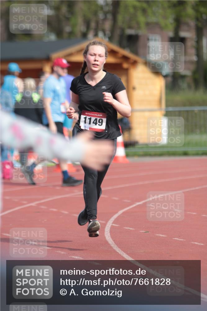 13.04.2025 - Hammer Lauf A. Gomolzig http://msf.ph/oto/7661828 13.04.2025 10:52:23 Ziel  meine-sportfotos.de
