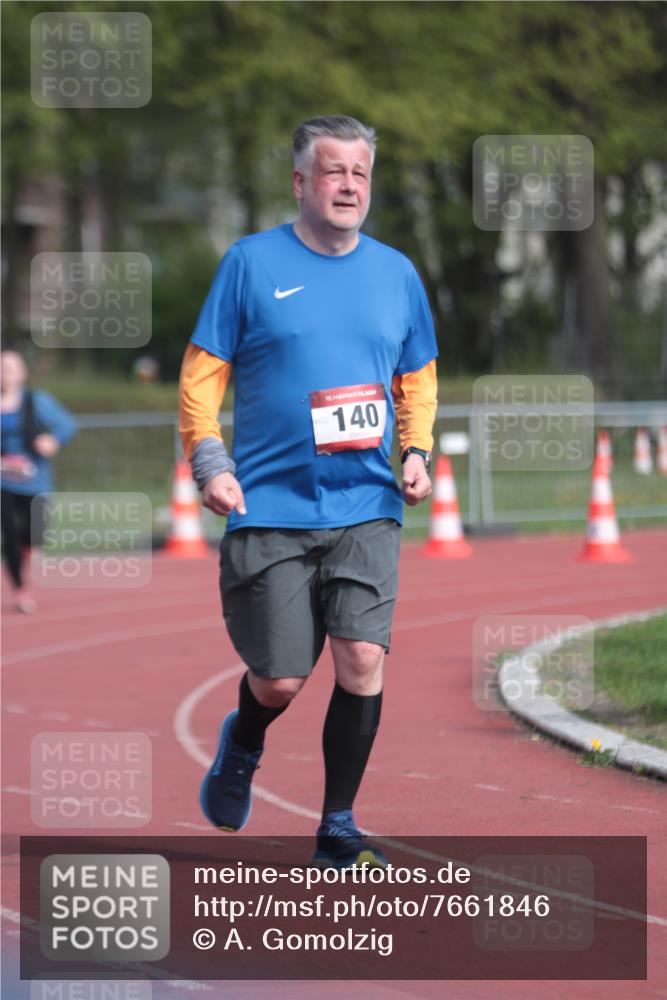 13.04.2025 - Hammer Lauf A. Gomolzig http://msf.ph/oto/7661846 13.04.2025 10:52:37 Ziel 140, 1067 meine-sportfotos.de