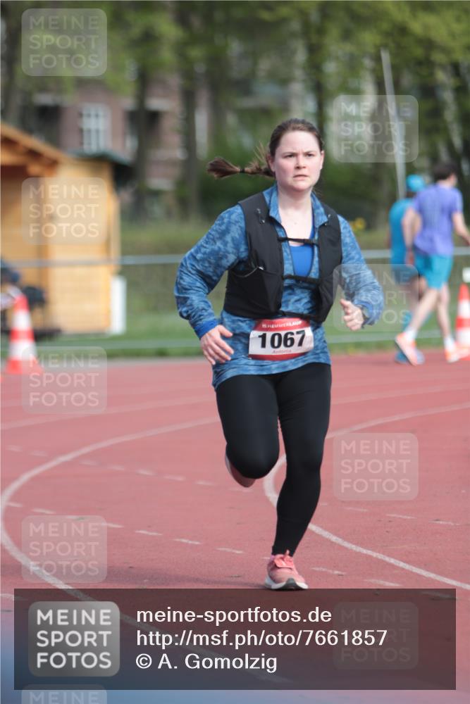 13.04.2025 - Hammer Lauf A. Gomolzig http://msf.ph/oto/7661857 13.04.2025 10:52:42 Ziel  meine-sportfotos.de