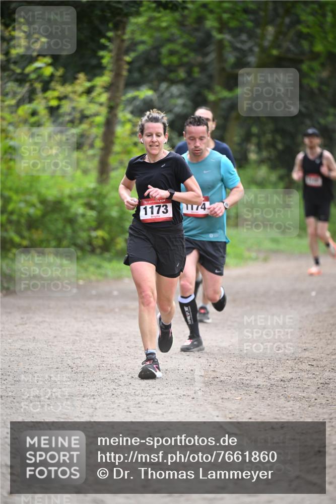 13.04.2025 - Hammer Lauf Dr. Thomas Lammeyer http://msf.ph/oto/7661860 13.04.2025 11:27:39 Laufen 15, 1173, 1174 meine-sportfotos.de