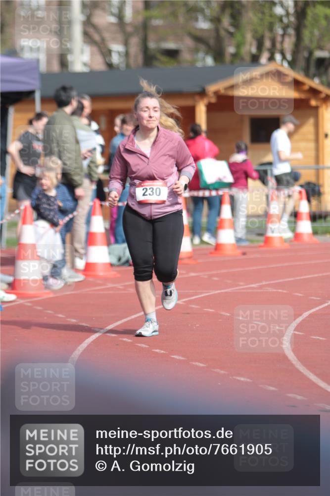 13.04.2025 - Hammer Lauf A. Gomolzig http://msf.ph/oto/7661905 13.04.2025 10:53:02 Ziel 230 meine-sportfotos.de